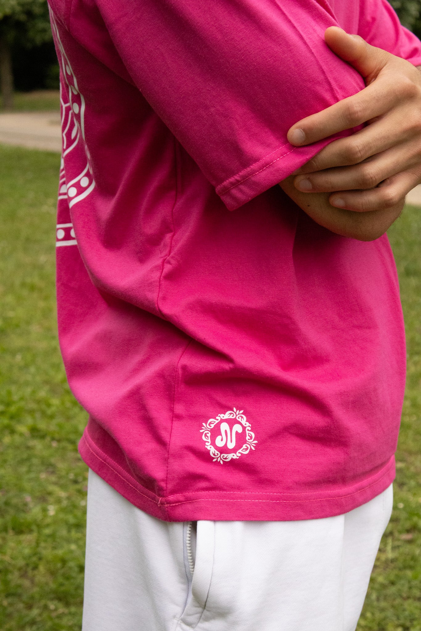 Tee-shirt MATRIZ – Couleur Framboise ou Agua
